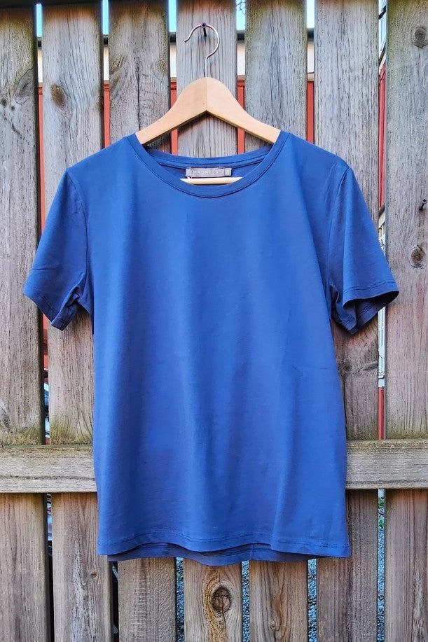 T-shirt top