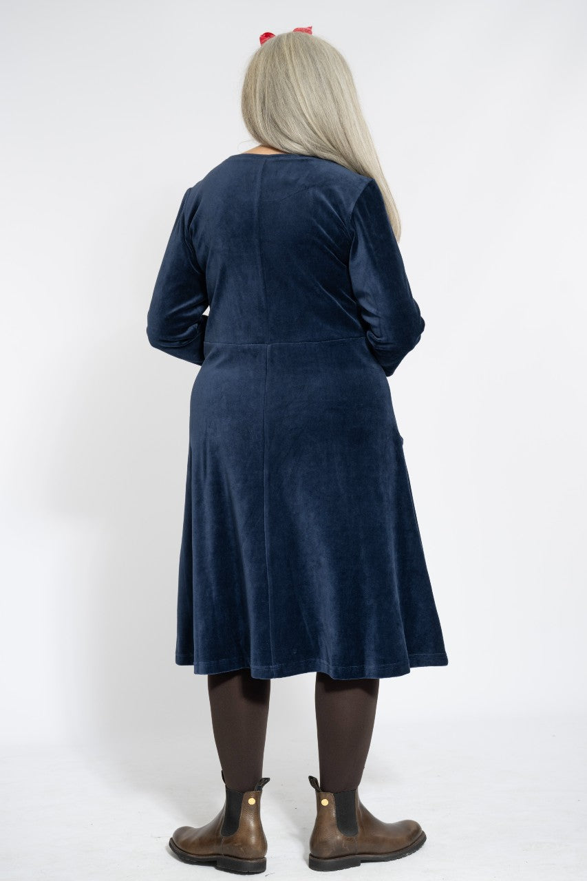 Plyschklänning - Karin Sömmare