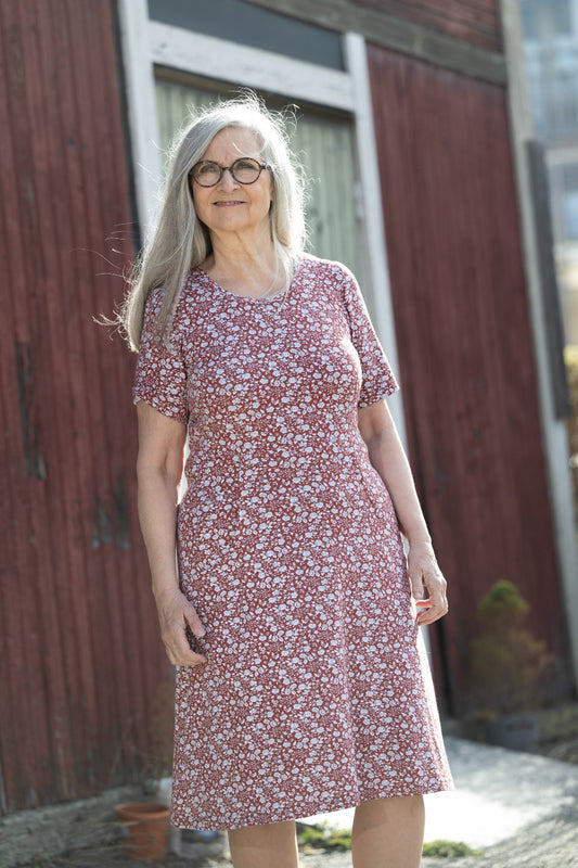 Bambutrikåklänning med avtag i midjan - Karin Sömmare
