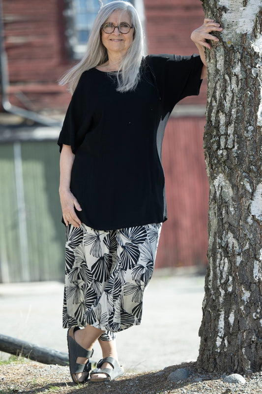 Tunika i viscosecrepe - Karin Sömmare