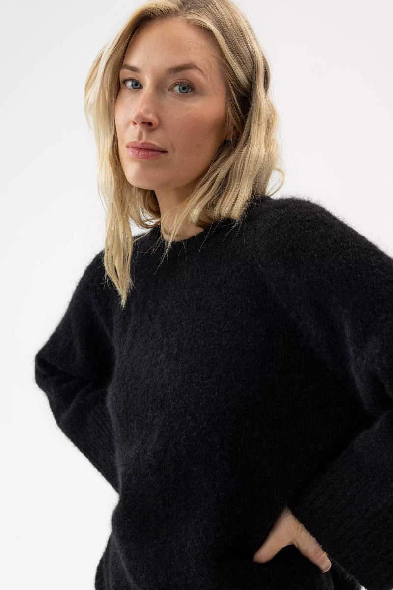 Tindra Sweater