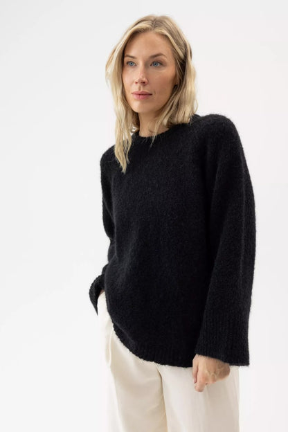 Tindra Sweater