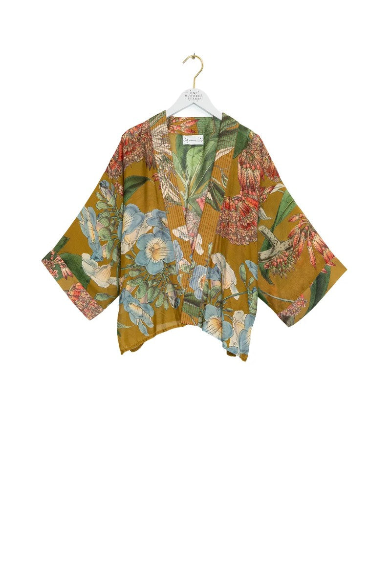 Kort kimono Rhodoleia Gold - One hundred stars