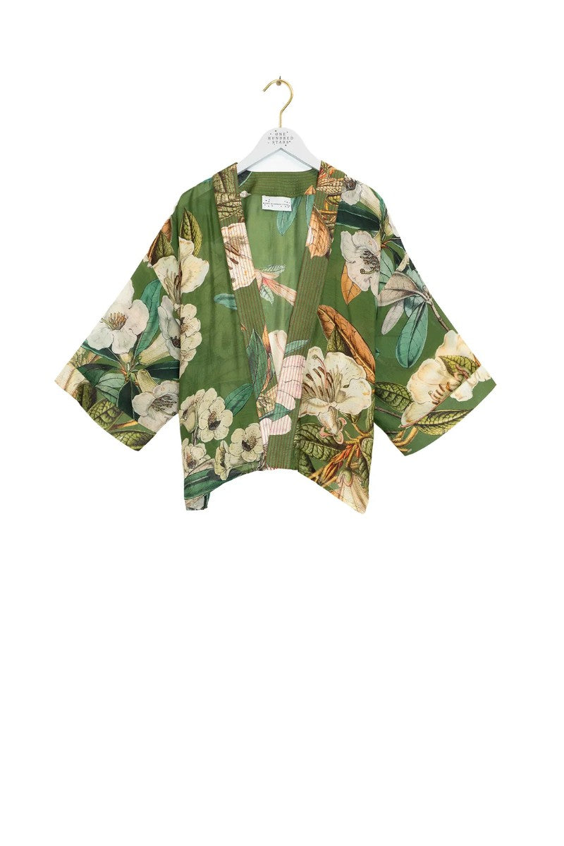 Kort kimono Rhodoleia Green - One hundred stars