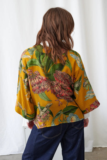 Kort kimono Wool Rhodoleia Gold - One hundred stars