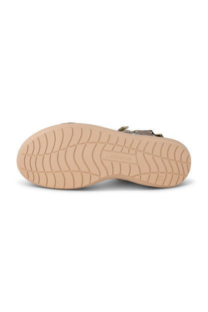 Sandaler Line - Woden