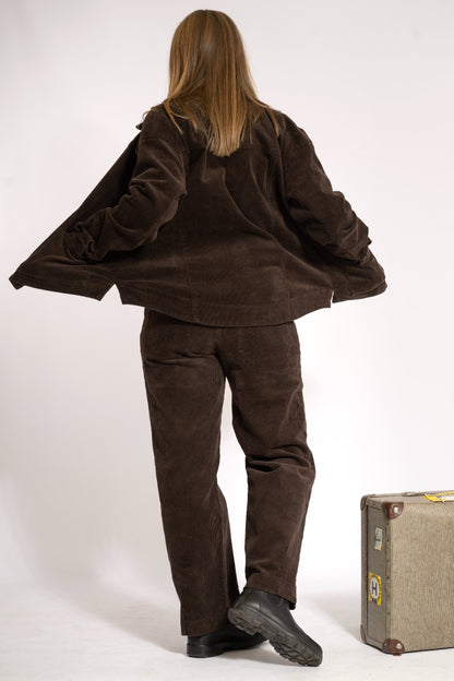 Manchesterbyxa med snygga ben